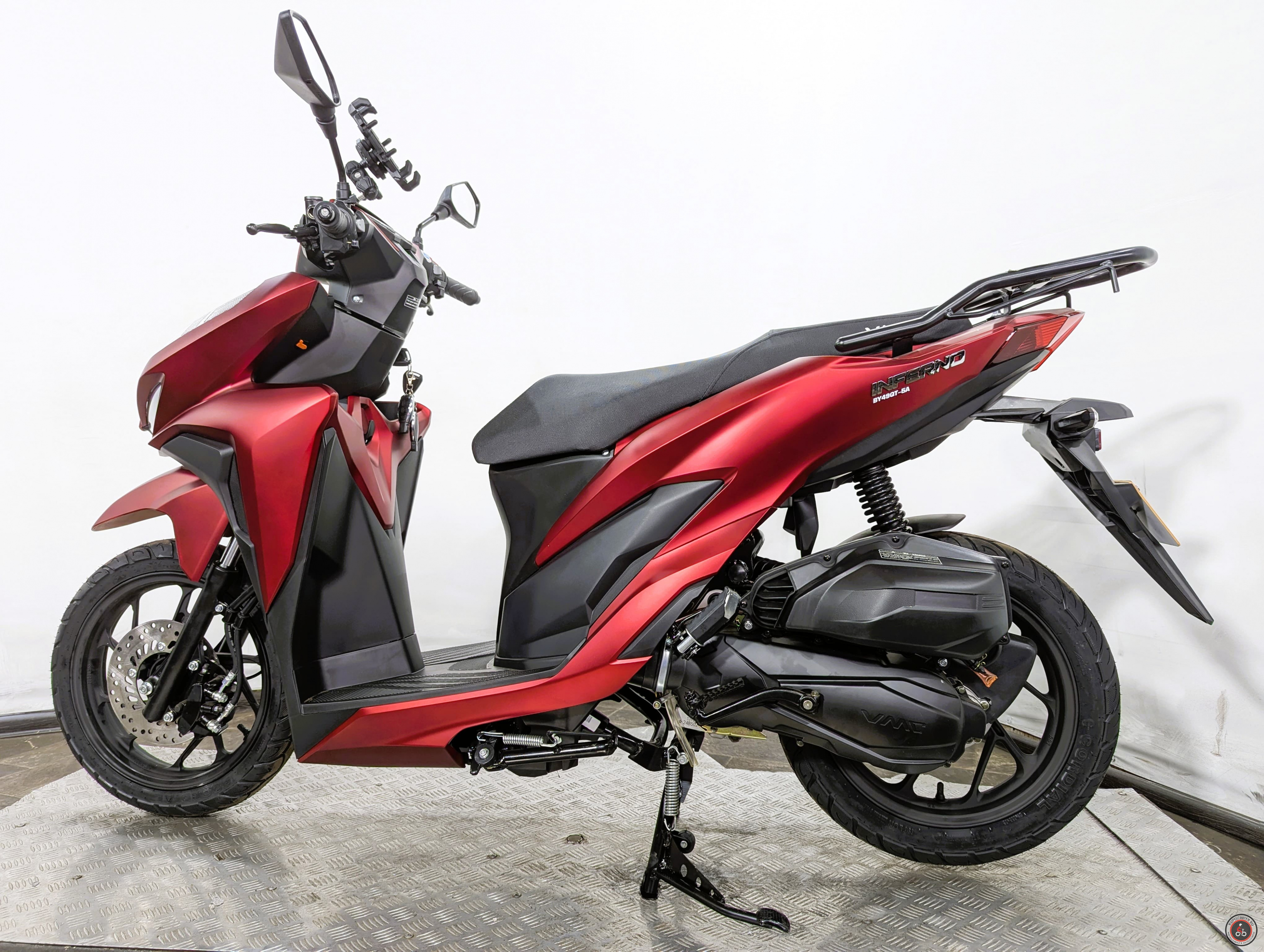 Скутер VMC (Vento) Inferno (49/170cc) Красный матовый - Объем двигателя: 49(170) куб.см